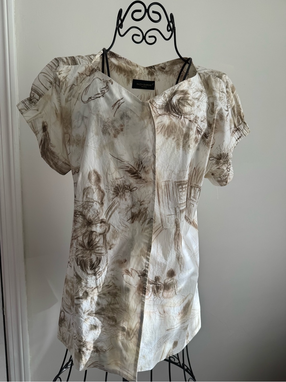 Piazza Sempione Cream Short-Sleeve Floral Sketch Blouse